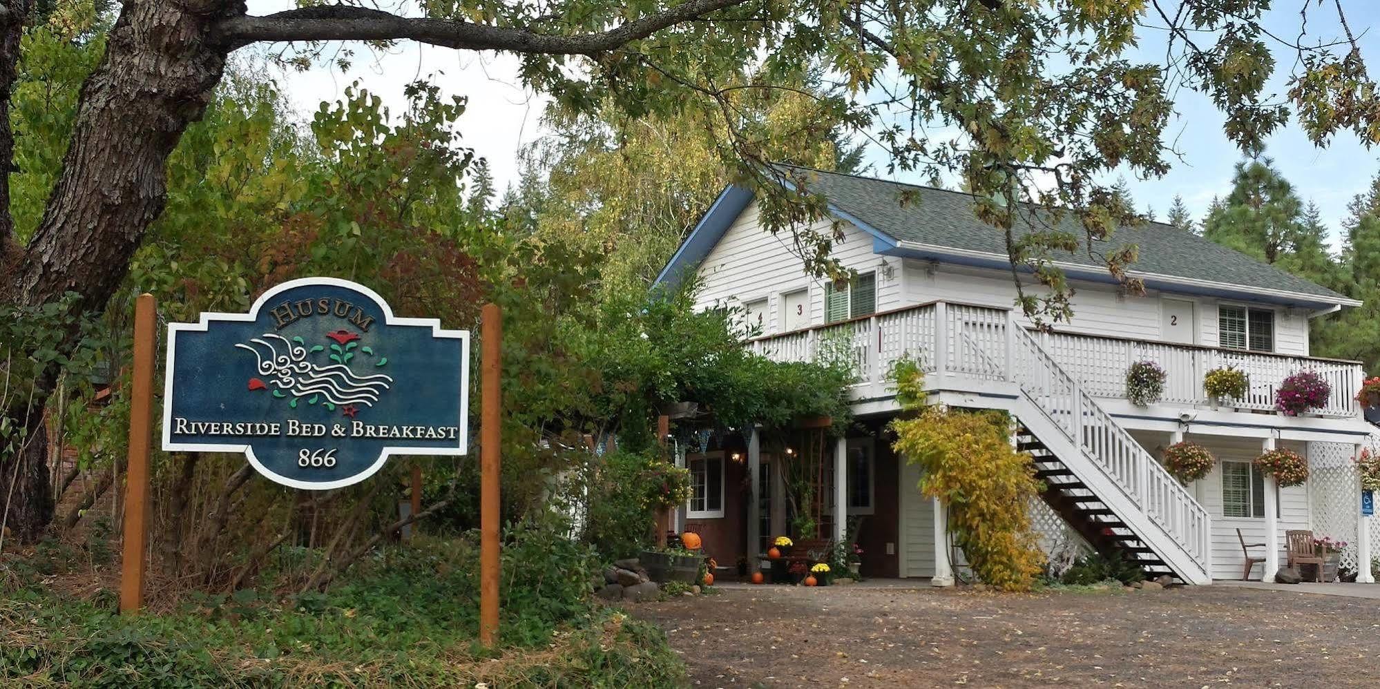 Rubyjune Inn White Salmon エクステリア 写真